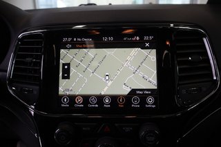 2021 Jeep Grand Cherokee in Montreal, Quebec - 16 - w320h240px