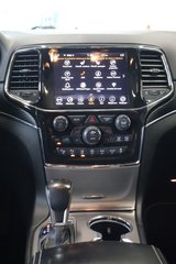 Jeep Grand Cherokee  2021 à Montréal, Québec - 5 - w320h240px