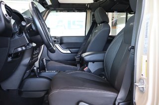Jeep Wrangler Unlimited Sahara 2 TOITS CERTIFIÉ INSPECTÉ AUTOMATIQUE 2017 à Montréal, Québec - 2 - w320h240px