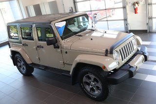 Jeep Wrangler Unlimited  2017 à Montréal, Québec - 9 - w320h240px