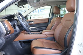 Nissan Pathfinder Platinum 2024 à Montréal, Québec - 2 - w320h240px