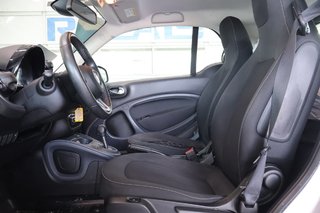 smart fortwo electric drive  2018 à Montréal, Québec - 2 - w320h240px