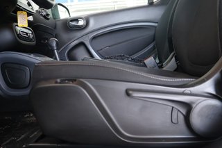 smart fortwo electric drive  2018 à Montréal, Québec - 5 - w320h240px