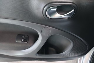 smart fortwo electric drive  2018 à Montréal, Québec - 18 - w320h240px