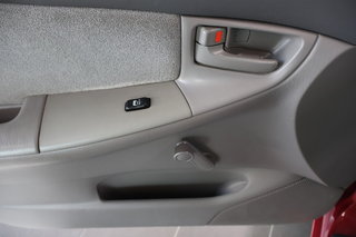 2008 Toyota Corolla in Montreal, Quebec - 15 - w320h240px