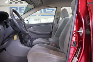 2008 Toyota Corolla in Montreal, Quebec - 2 - w320h240px