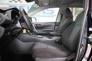 2019 Toyota RAV4 in Montreal, Quebec - 2 - w320h240px