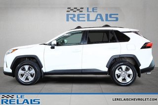 Toyota RAV4  2022 à Montréal, Québec - 3 - w320h240px