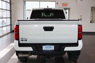 Toyota Tacoma  2024 à Montréal, Québec - 22 - w320h240px