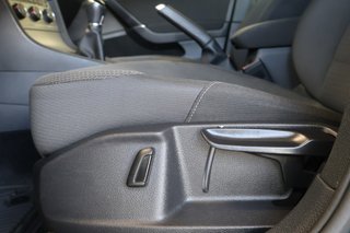 2017 Volkswagen Golf in Montreal, Quebec - 6 - w320h240px