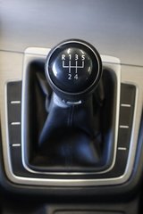2017 Volkswagen Golf in Montreal, Quebec - 14 - w320h240px