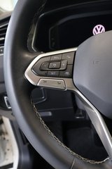 2022 Volkswagen Tiguan in Montreal, Quebec - 13 - w320h240px