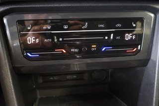 2022 Volkswagen Tiguan in Montreal, Quebec - 17 - w320h240px