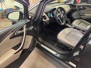 Buick Verano Convenience 1 2017 à L'Étang-du-Nord, Québec - 6 - w320h240px
