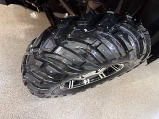 Can-Am Outlander 800  2012 à L'Étang-du-Nord, Québec - 3 - w320h240px