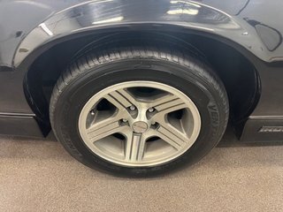 Chevrolet CAMARO IROQ Z CAMARO 1988 à L'Étang-du-Nord, Québec - 4 - w320h240px