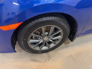 2021 Honda Civic Sedan in L'Étang-du-Nord, Quebec - 4 - w320h240px