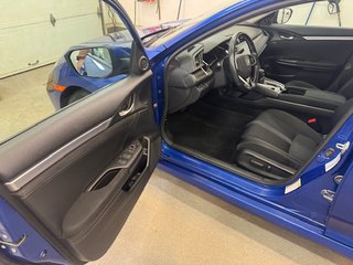 2021 Honda Civic Sedan in L'Étang-du-Nord, Quebec - 6 - w320h240px