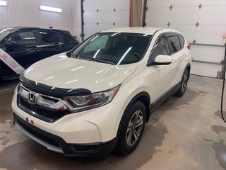 2018  CR-V LX AWD in L'Étang-du-Nord, Quebec - 4 - w320h240px