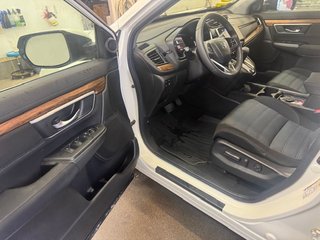 Honda CR-V EX 2017 à L'Étang-du-Nord, Québec - 6 - w320h240px
