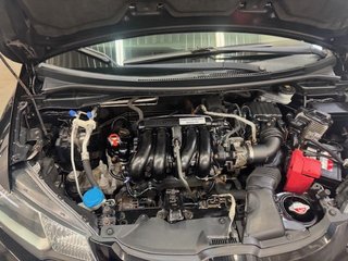 Honda Fit LX 2016 à L'Étang-du-Nord, Québec - 2 - w320h240px