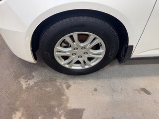 Honda Odyssey EX 2012 à L'Étang-du-Nord, Québec - 4 - w320h240px