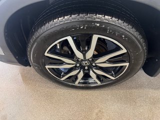 2020 Honda Pilot Touring 8-Passenger in L'Étang-du-Nord, Quebec - 6 - w320h240px