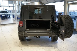 2016  Wrangler Unlimited Backcountry in Leduc, Alberta - 5 - w320h240px