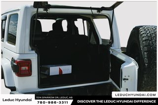 2020 Jeep Wrangler Unlimited Sahara in Leduc, Alberta - 6 - w320h240px