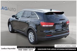 2017 Kia Sorento LX Turbo in Leduc, Alberta - 4 - w320h240px