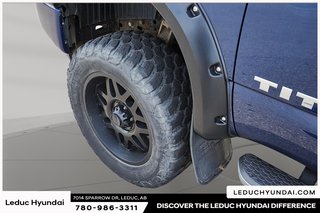 2017 Nissan Titan XD PRO-4X in Leduc, Alberta - 6 - w320h240px