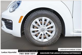 2018 Volkswagen Beetle in Leduc, Alberta - 6 - w320h240px