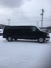 2017 Chevrolet Express Cargo Van in Mont-Tremblant, Quebec - 4 - w320h240px