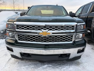Chevrolet Silverado 1500  2014 à Mont-Tremblant, Québec - 2 - w320h240px