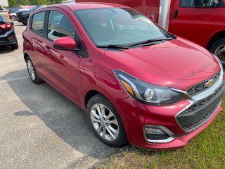 Chevrolet Spark  2019 à Mont-Tremblant, Québec - 3 - w320h240px