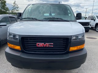 GMC Savana Cargo 2500  2024 à Mont-Tremblant, Québec - 2 - w320h240px