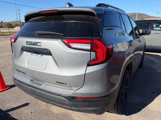 GMC Terrain  2023 à Mont-Tremblant, Québec - 3 - w320h240px