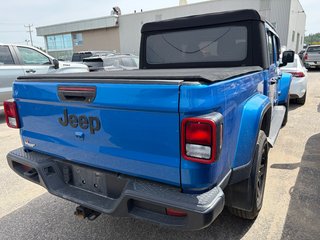 2021 Jeep Gladiator in Mont-Tremblant, Quebec - 4 - w320h240px