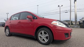2009 Nissan Versa in Mont-Tremblant, Quebec - 4 - w320h240px