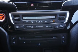2022 Honda PILOT TOURING 7P|CARPLAY|REAR ENTERTAINMENT|H/V FRONT SEATS|NAVI in Ajax, Ontario at Lexus of Lakeridge - 5 - w320h240px