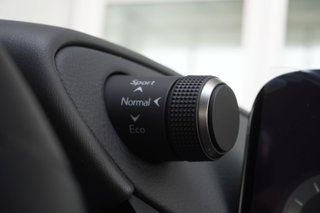 2025 Lexus ES 350 F SPORT DESIGN in Ajax, Ontario at Lexus of Lakeridge - 5 - w320h240px