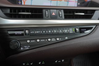 2019 Lexus ES 350 PREMIUM|MOONROOF|H/V FRONT SEATS|CARPLAY in Ajax, Ontario at Lexus of Lakeridge - 5 - w320h240px