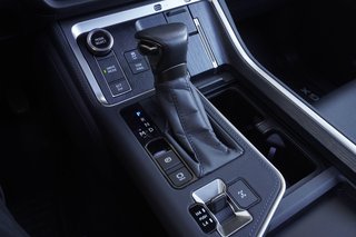 2025 Lexus GX 550 SIGNATURE|ROOF RAILS|14 DISPLAY|WIRELESS| in Ajax, Ontario at Lexus of Lakeridge - 5 - w320h240px