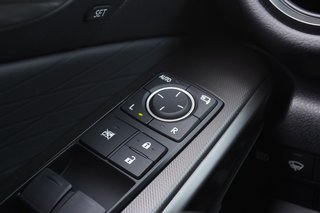 2025 Lexus IS 350 AWD F SPORT 2 in Ajax, Ontario at Lexus of Lakeridge - 4 - w320h240px