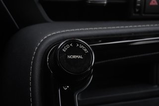 2025 Lexus NX 250 AWD SIGNATURE|CARPLAY|H/STEERING|NAVI in Ajax, Ontario at Lexus of Lakeridge - 6 - w320h240px