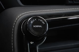 2025 Lexus NX 250 AWD SIGNATURE|CARPLAY|H/STEERING in Ajax, Ontario at Lexus of Lakeridge - 5 - w320h240px