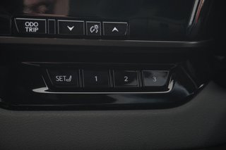 2024 Lexus RX 350h LUXURY|PANORAMIC|HUD|M/LEVINSON|360 CAM|NAVI in Ajax, Ontario at Lexus of Lakeridge - 3 - w320h240px