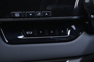 2024 Lexus RX 350h LUXURY|14 DISPLAY|WIRELESS|CARPLAY|PANORAMIC in Ajax, Ontario at Lakeridge Auto Gallery - 3 - w320h240px