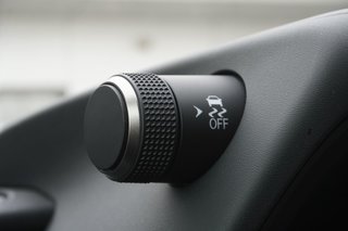2024 Lexus UX 250h AWD F SPORT1|12.3 DISPLAY|MOONROOF|S/S+|BLINDSPOT in Ajax, Ontario at Lexus of Lakeridge - 3 - w320h240px