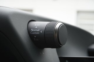 2024 Lexus UX 250h AWD F SPORT1|12.3 DISPLAY|MOONROOF|S/S+|BLINDSPOT in Ajax, Ontario at Lexus of Lakeridge - 4 - w320h240px